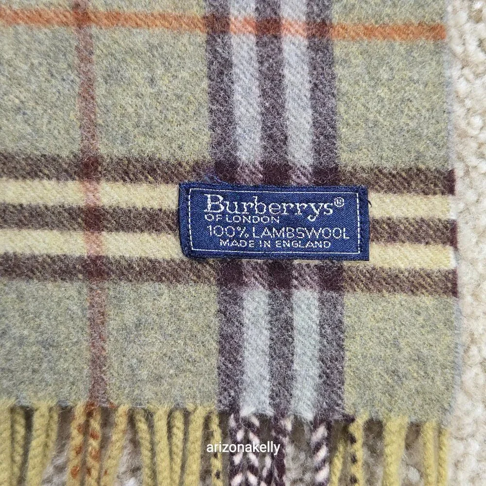 PERFECT! Vintage Burberry Wool Plaid Scarf